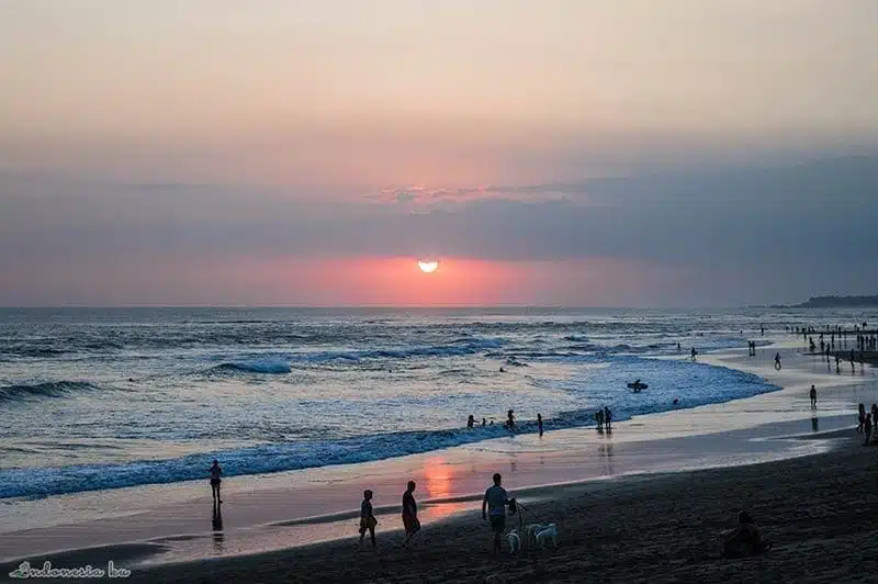 Pantai batu belig sunset