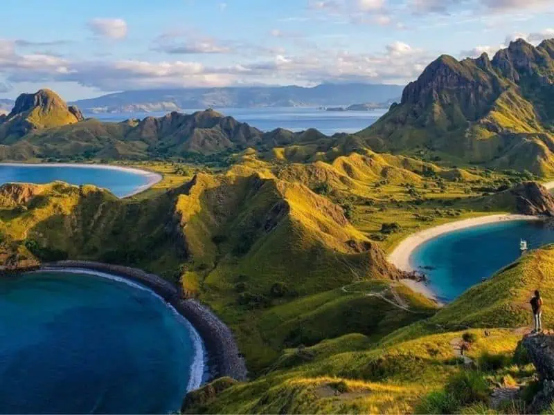 danau tiga warna
